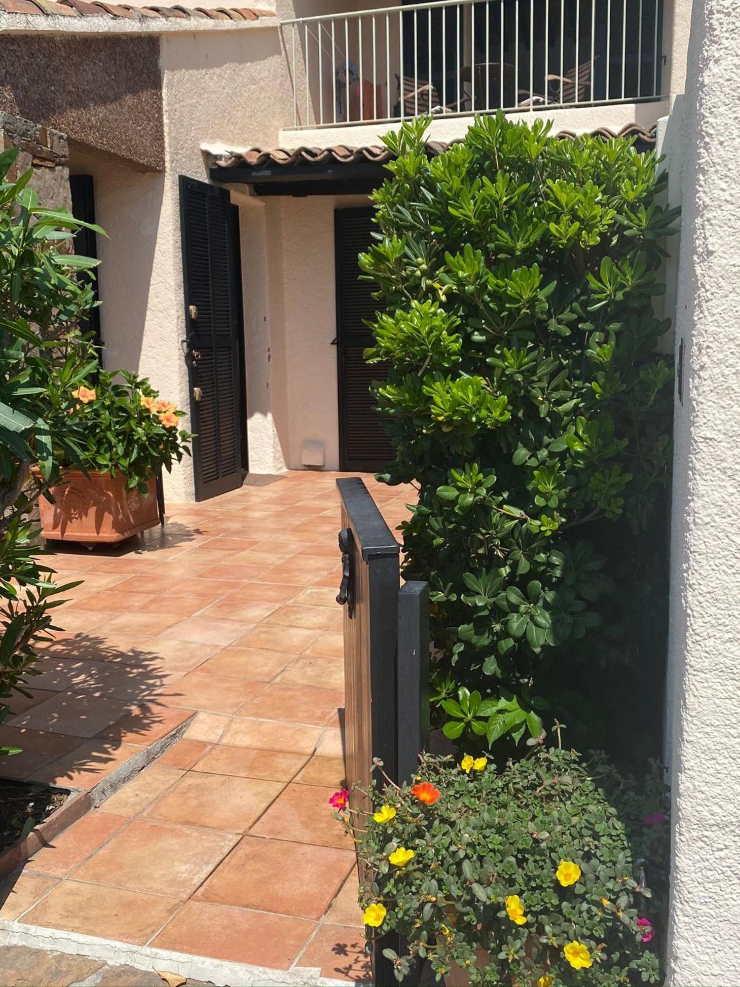 Les Marines De Cogolin Apartment Exterior photo